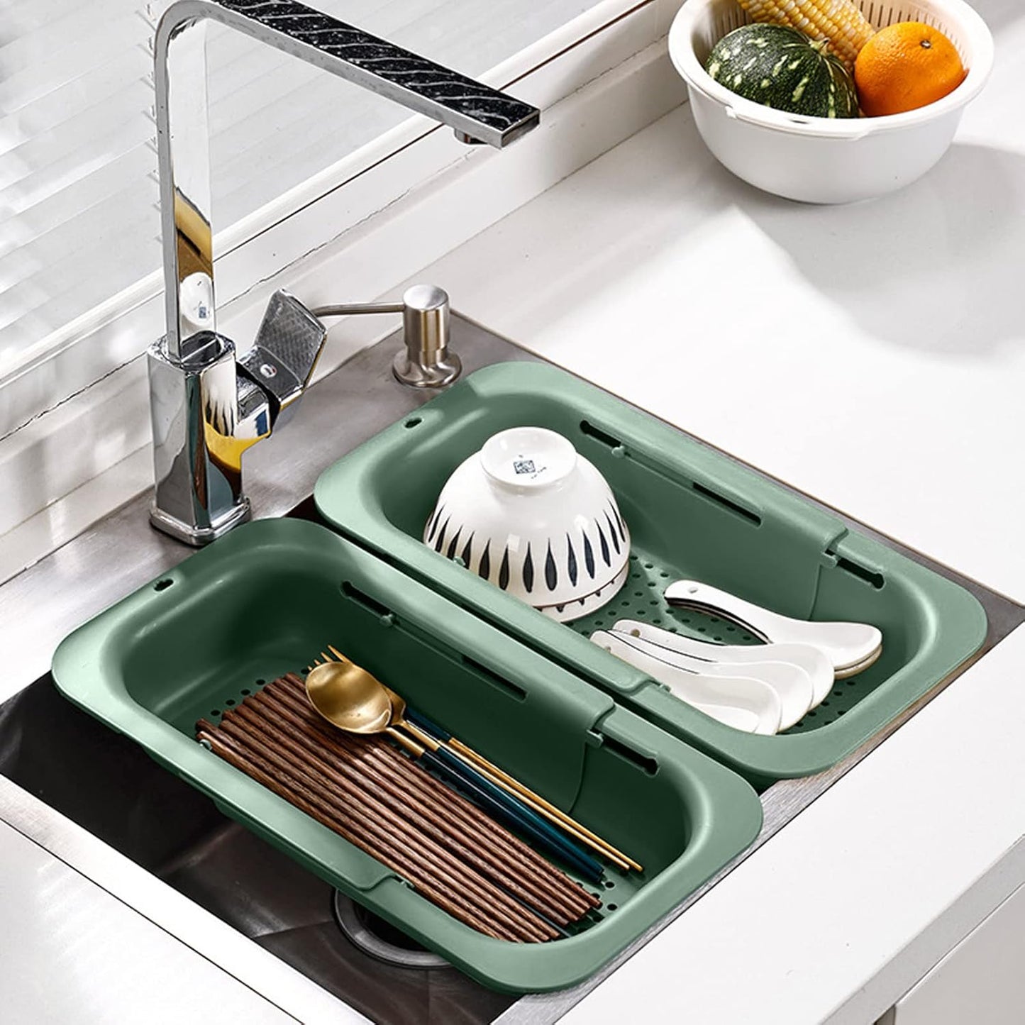 Collapsible Sink Colanders and Strainers